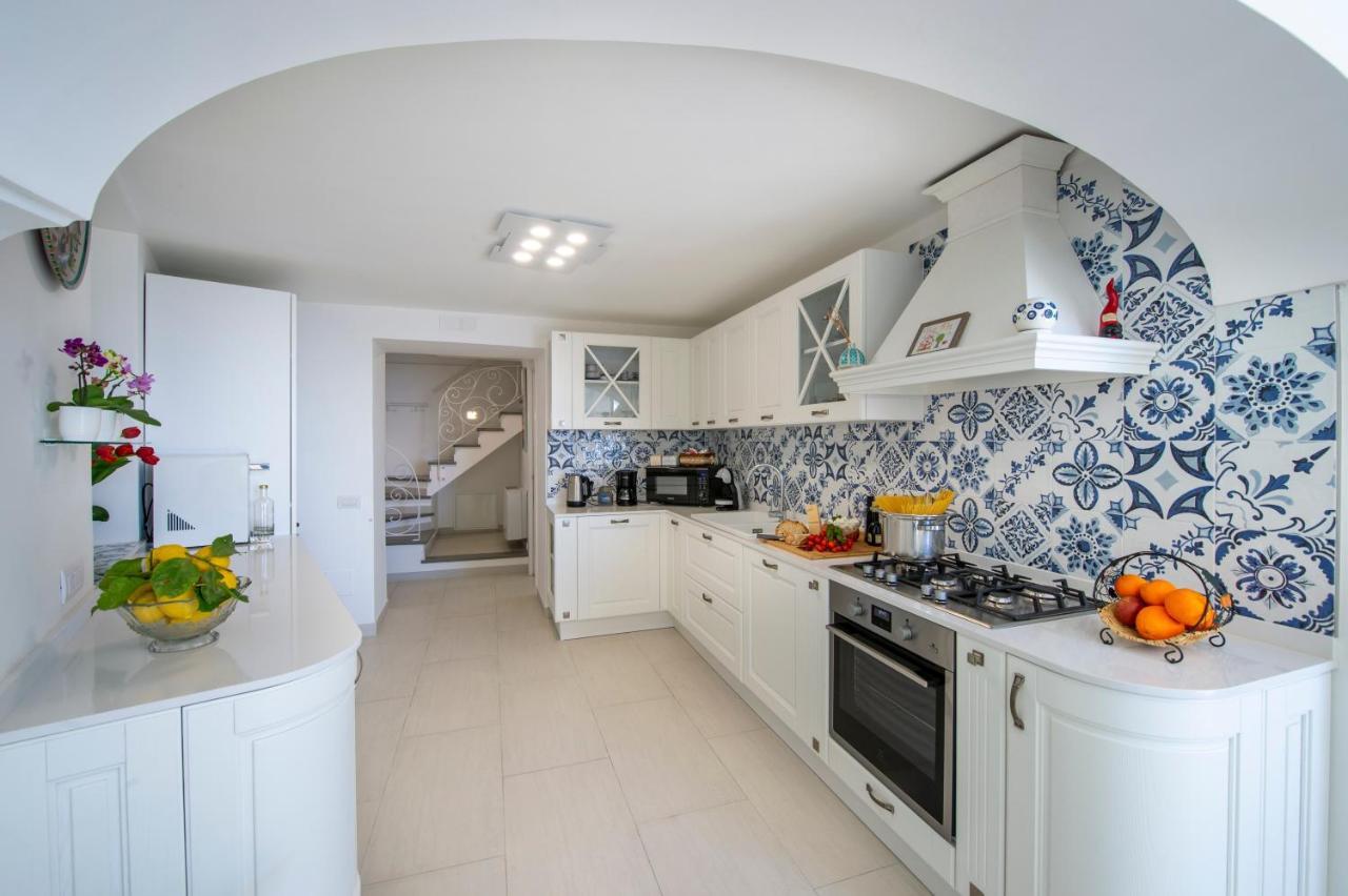 דירות פוזיטנו Casa Carmela מראה חיצוני תמונה